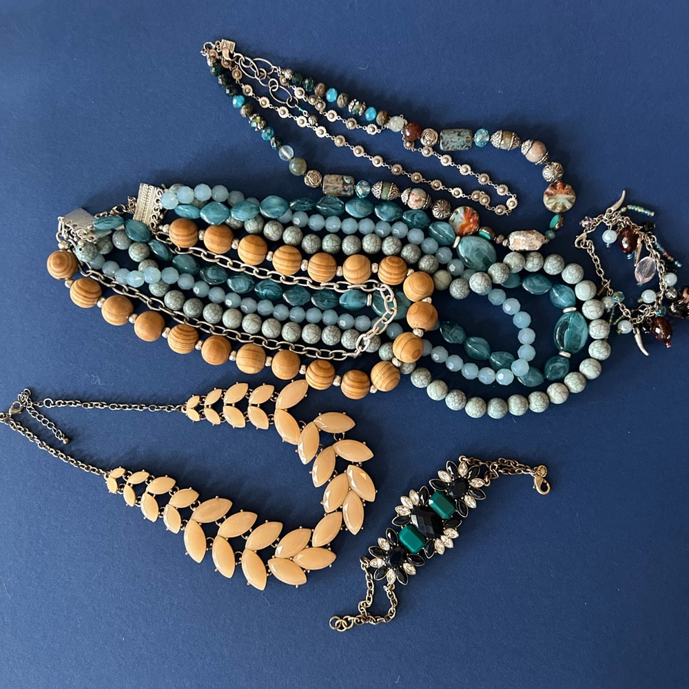 Layered Turquoise & Beige Beaded Necklace and Bracelet Lot- Women Jewelry